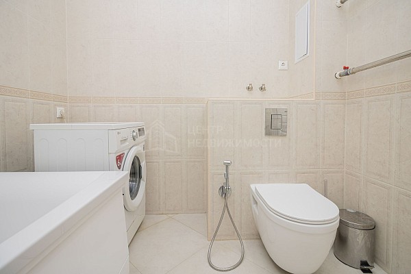 2-к квартира, 65 кв.м.
