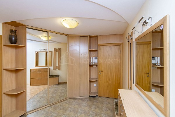 4-к квартира, 106 кв.м.