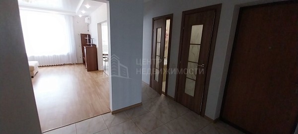 2-к квартира, 72 кв.м.