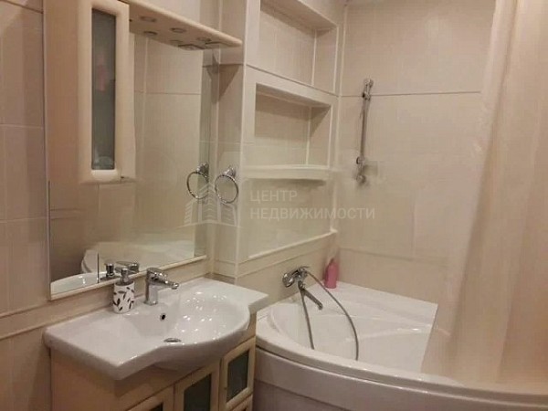 2-к квартира, 74 кв.м.