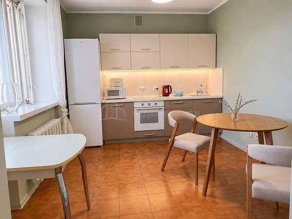 2-к квартира, 75 кв.м.