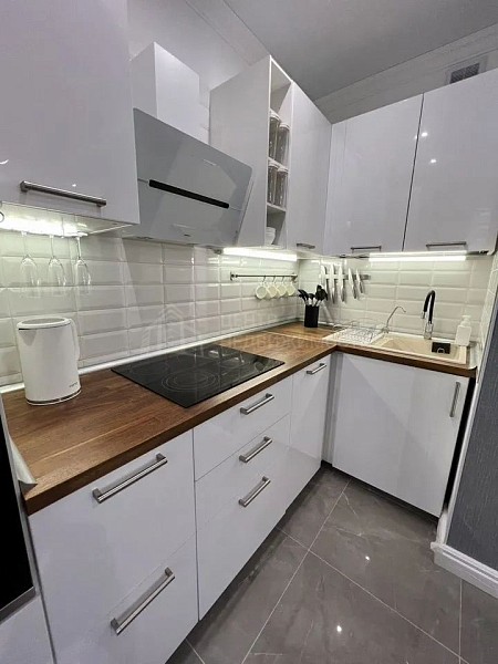 2-к квартира, 74 кв.м.