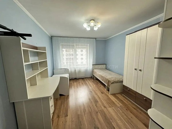 2-к квартира, 74 кв.м.