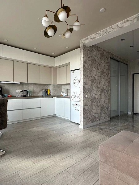 2-к квартира, 72 кв.м.