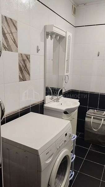 2-к квартира, 76 кв.м.