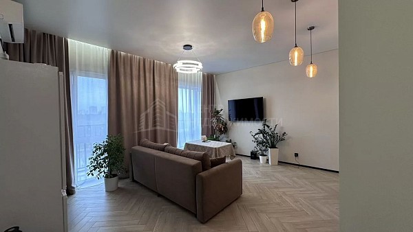 2-к квартира, 64 кв.м.