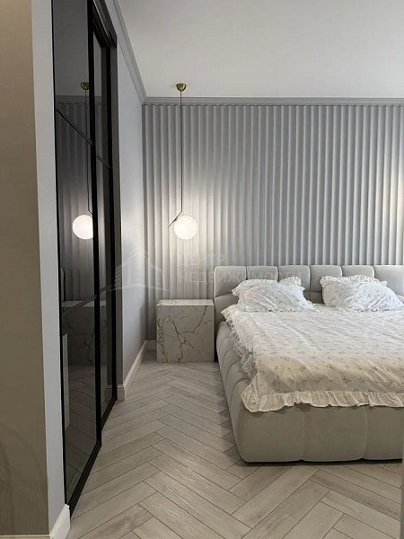 7-к квартира, 232 кв.м.