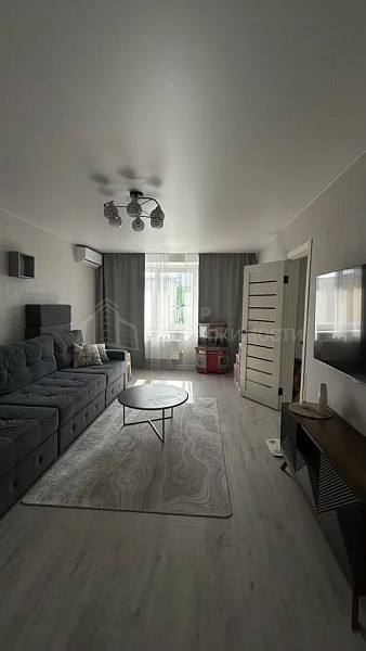 2-к квартира, 58 кв.м.