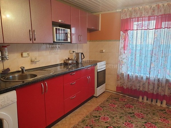 Дом с участком, 107 кв.м.