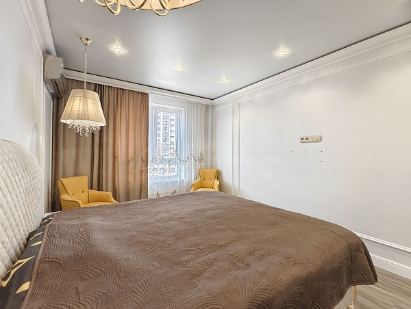 2-к квартира, 70 кв.м.