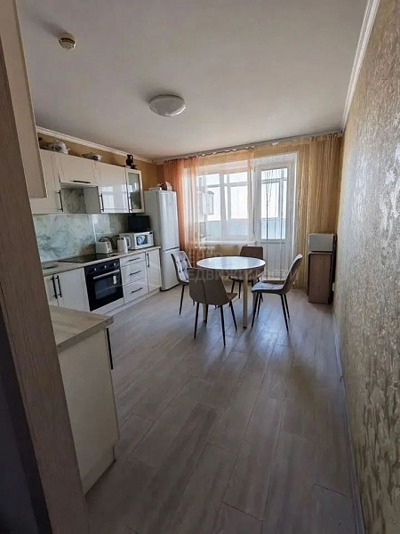 3-к квартира, 90 кв.м.
