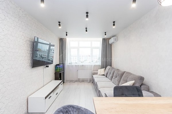 2-к квартира, 72 кв.м.