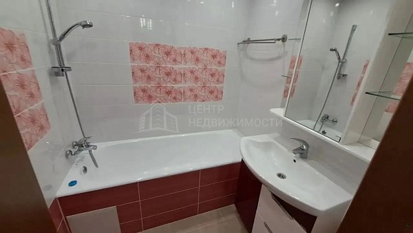 2-к квартира, 63 кв.м.