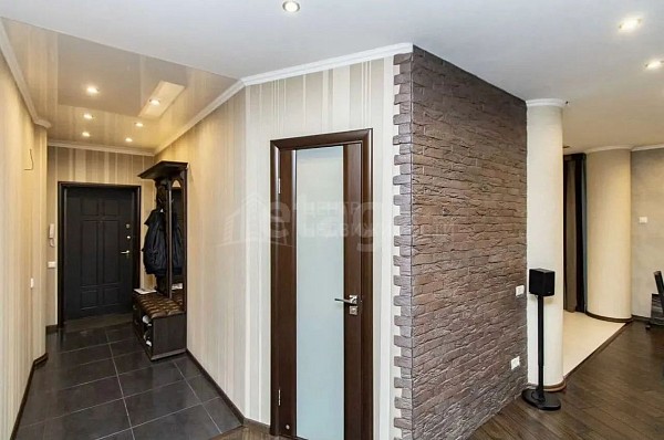 2-к квартира, 87 кв.м.
