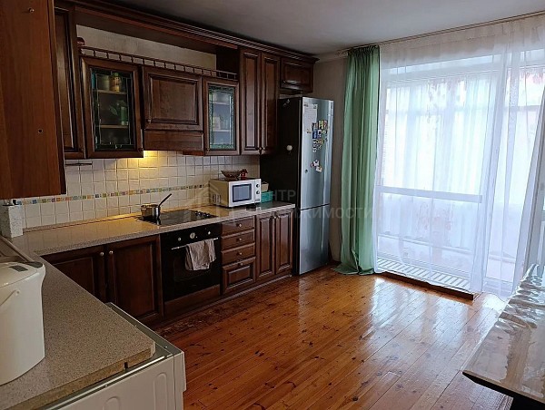 3-к квартира, 140 кв.м.