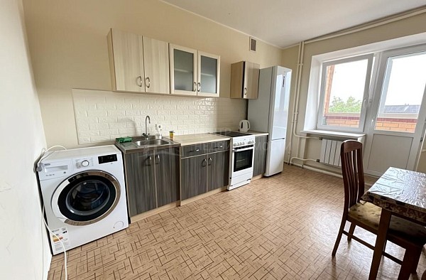 2-к квартира, 70 кв.м.