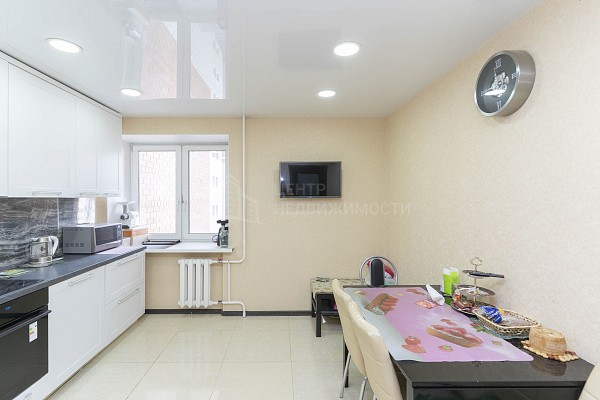 2-к квартира, 60 кв.м.