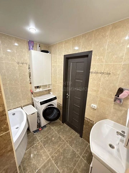 2-к квартира, 58 кв.м.