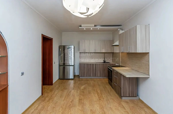 2-к квартира, 84 кв.м.