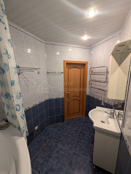 2-к квартира, 77 кв.м.