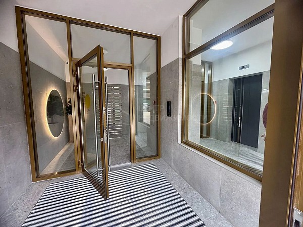 2-к квартира, 57 кв.м.
