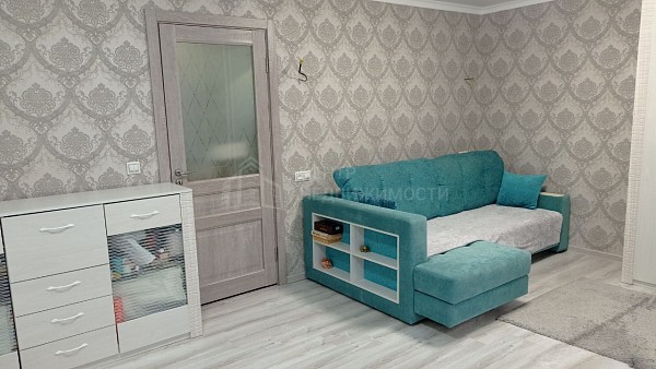 1-к квартира, 42 кв.м.