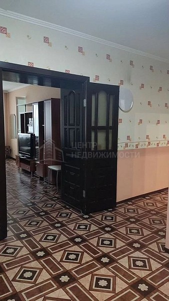 2-к квартира, 76 кв.м.