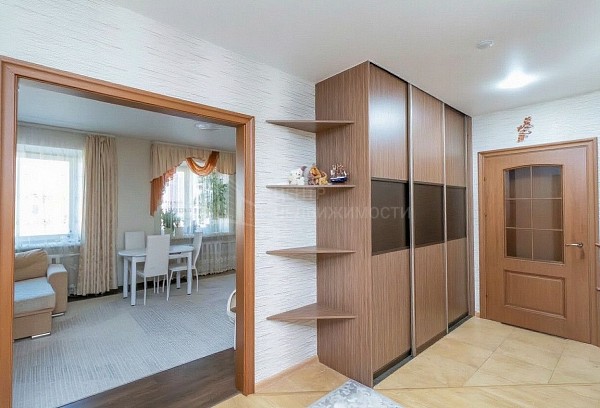 2-к квартира, 81 кв.м.