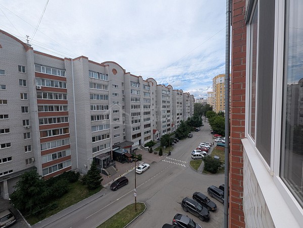 2-к квартира, 77 кв.м.