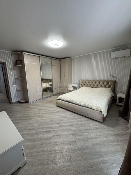 2-к квартира, 84 кв.м.