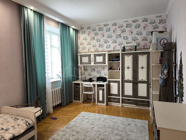3-к квартира, 127 кв.м.