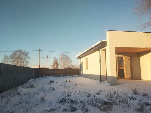 Дом с участком, 140 кв.м. Дом с участком, 140 кв.м.