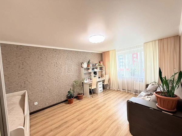 2-к квартира, 58 кв.м.