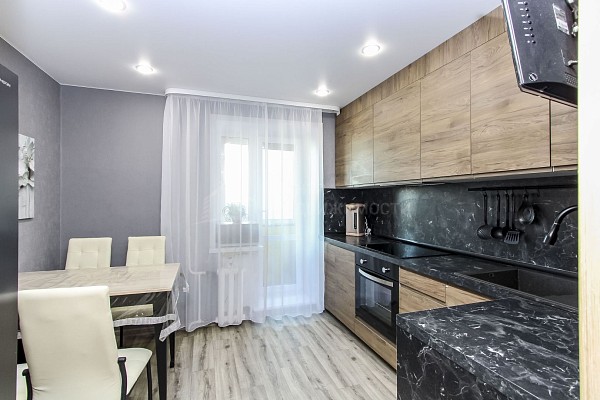 4-к квартира, 74 кв.м.