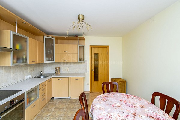 4-к квартира, 106 кв.м.
