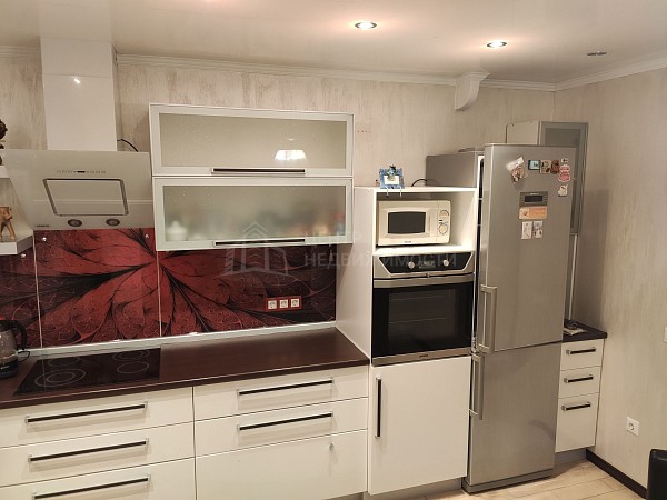 2-к квартира, 60 кв.м.