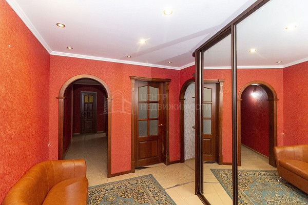 3-к квартира, 90 кв.м.