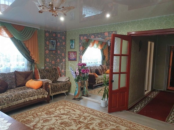 Дом с участком, 107 кв.м.