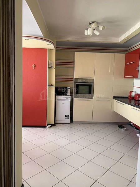 2-к квартира, 79 кв.м.