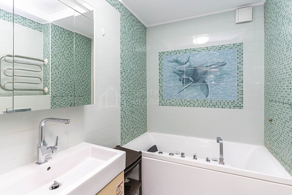 2-к квартира, 80 кв.м.
