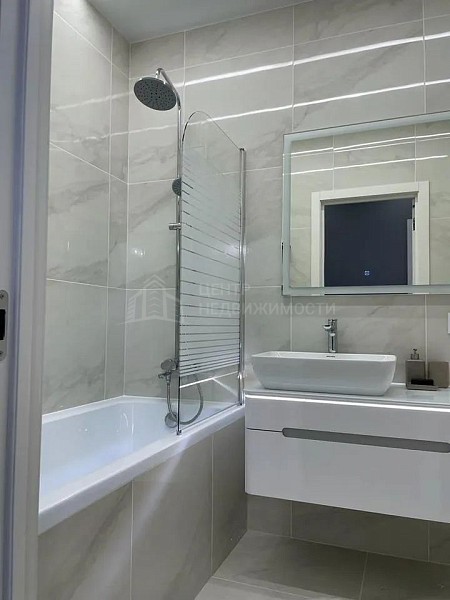 2-к квартира, 72 кв.м.