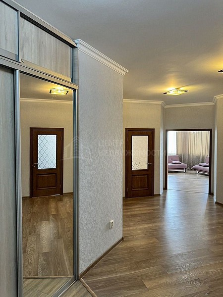 3-к квартира, 121 кв.м.